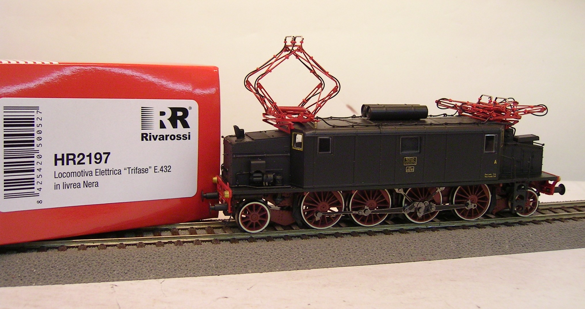 Rivarossi H0 HR2197 E Lok BR E.432.031 schwarz, DSS     V25